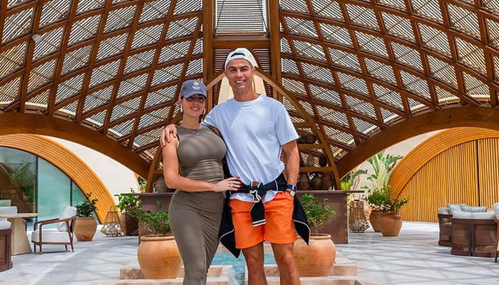 Footballer, Ronaldo bought 2 luxury villas in Saudi Arabia