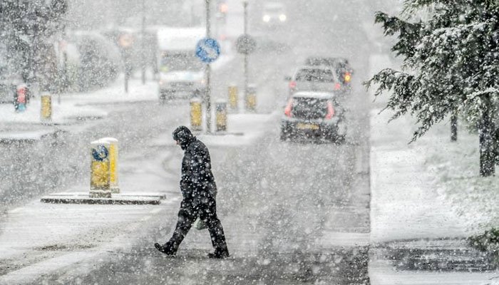 Severe cold in Britain, temperature drops to minus 12 degrees Celsius