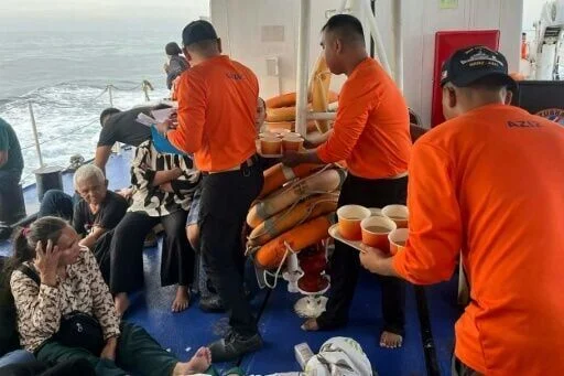 15 Dead, 28 Missing After Passenger Ferry Sinks in Southern Philippines